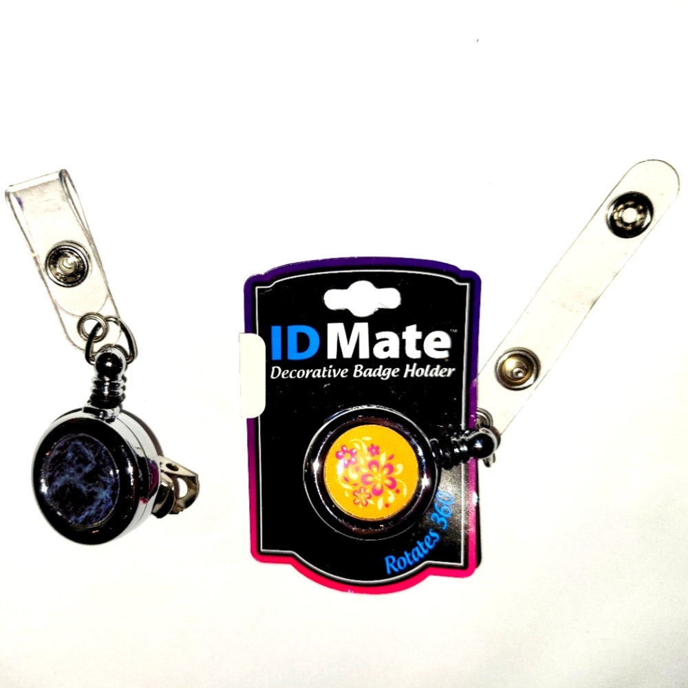 2 ID Mate Retractable Badge Holder